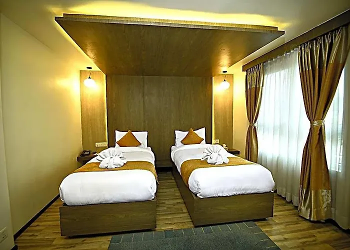 The Milestone Hotel 3*